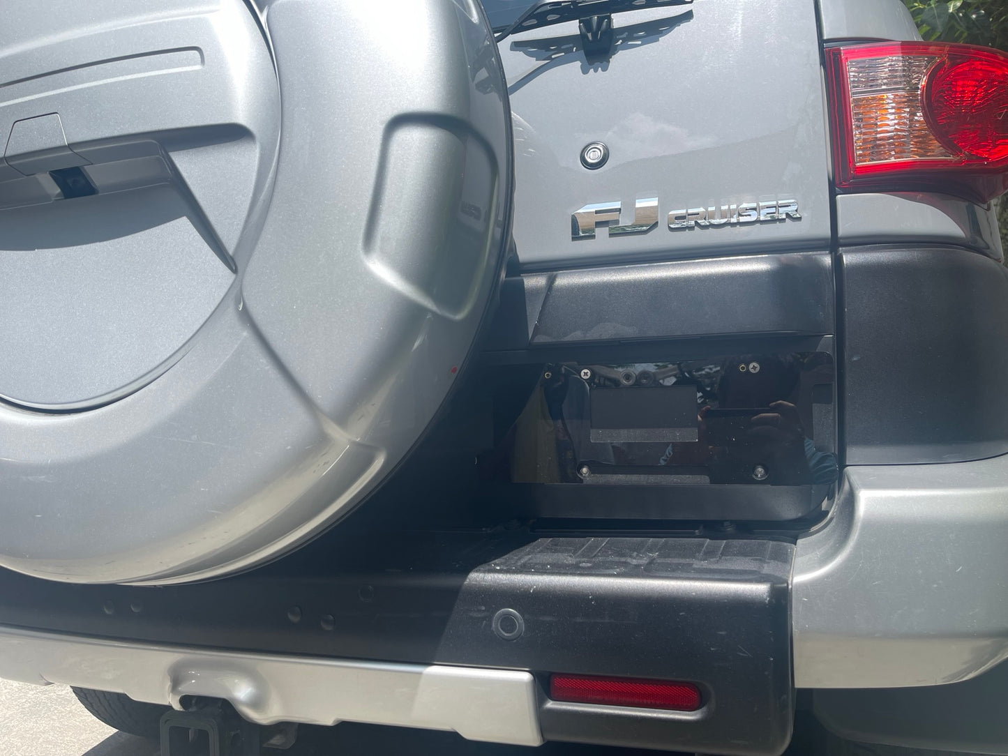 Plate relocation kit for Toyota FJ Cruiser