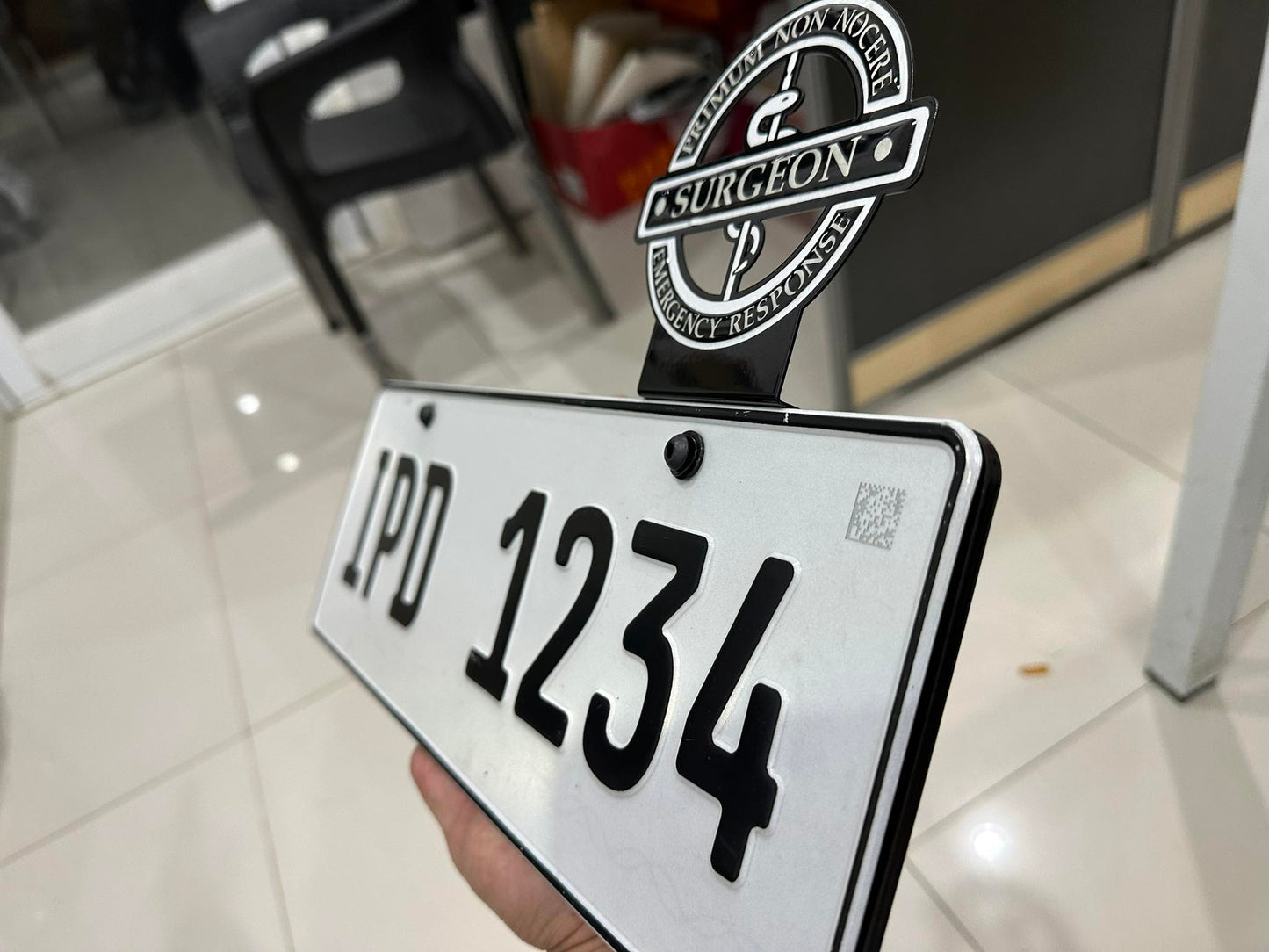 IP Designs x Pietroplates plate adaptor for emblems
